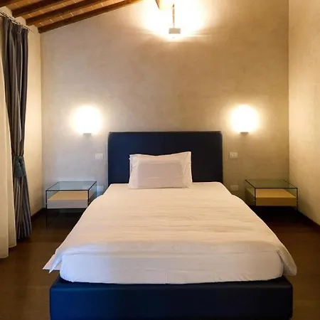 Relais Casanova * San Gusme