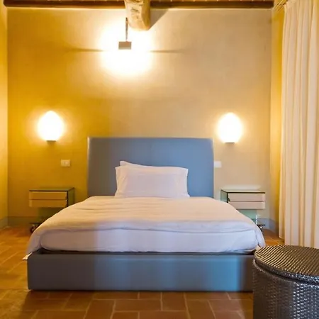 Relais Casanova 팜스테이 *